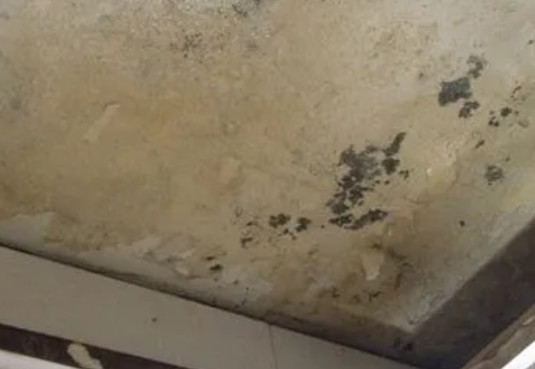 林州阳台漏水维修公司分享下林州卫生间渗水维修需要注意哪些问题。